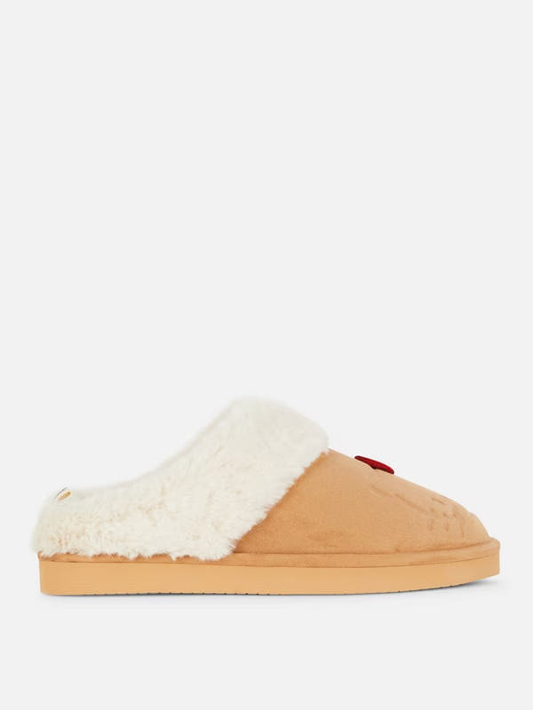 VIRAL Hello Kitty Cozy Slippers